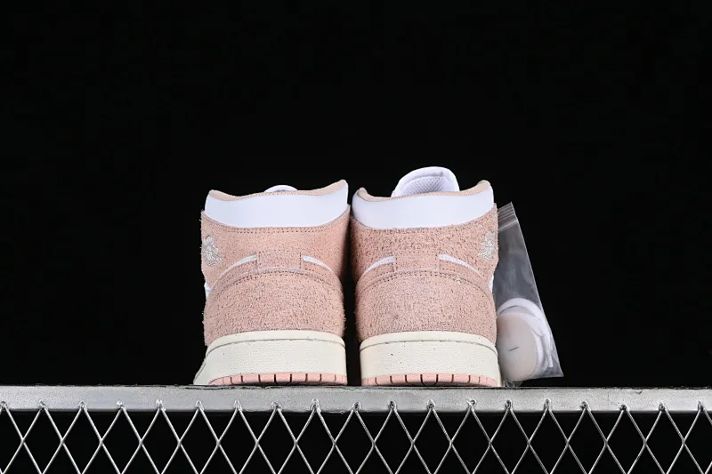All categories Air Jordan Jordan series basketball shoes Air Jordan 1 Mid Air Jordan AJ1 Mid AJ1 Joe 1 white pink mid-top basketball shoes FN7432-161